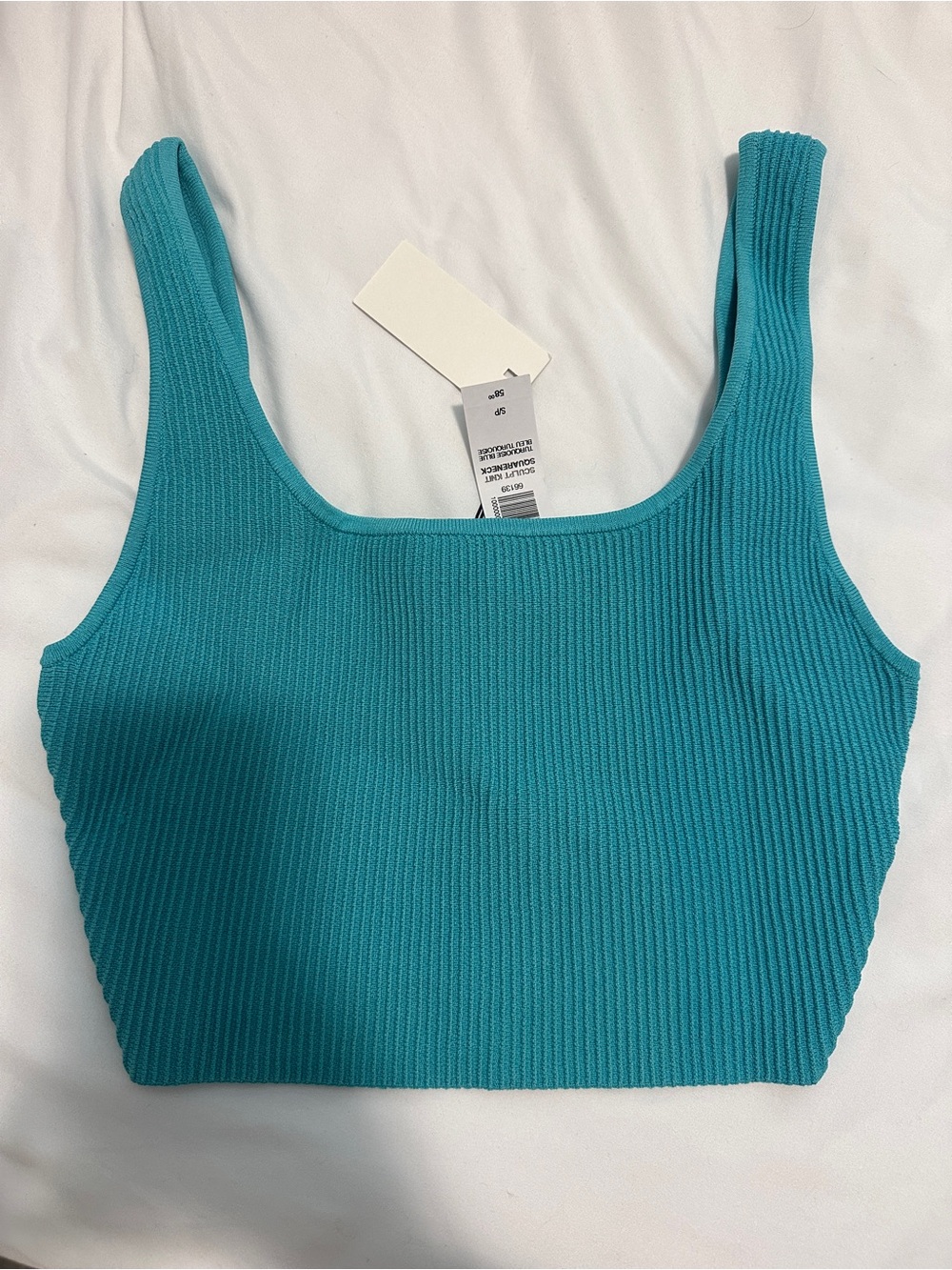 Aritzia Sculpt Knit crop